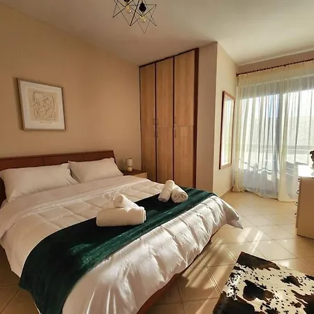 Lake View W/ 24 Check In Apartman Tirana